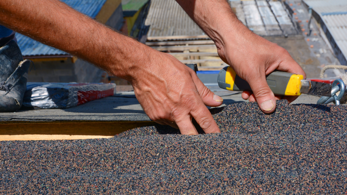 Roofers in Overland Park